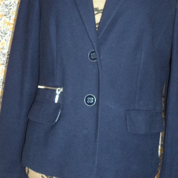 Blazer/Jacket - Picture 3 of 8